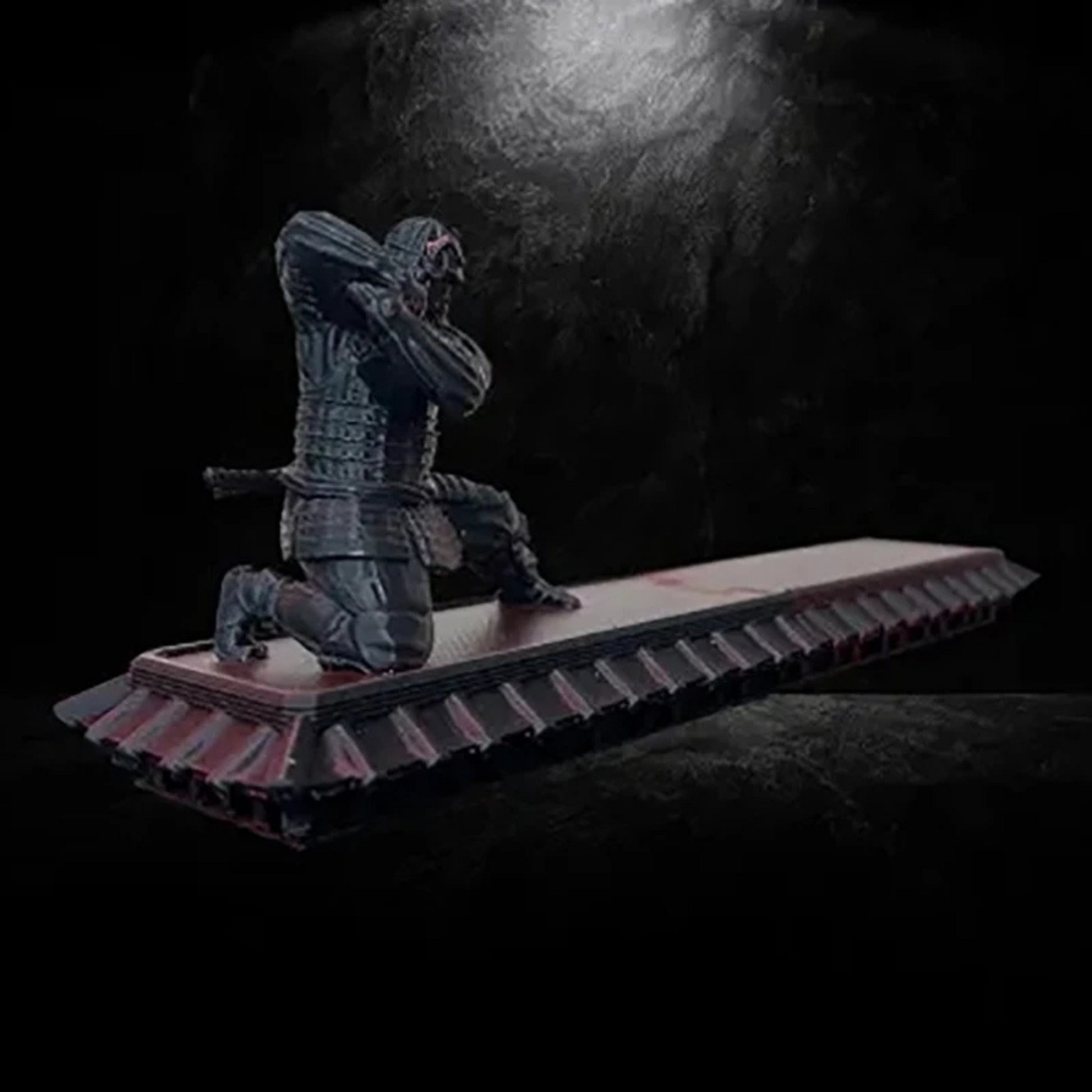 Brûleur d’encens Kenzaku noir – samouraï japonais en résine finition bronze foncé